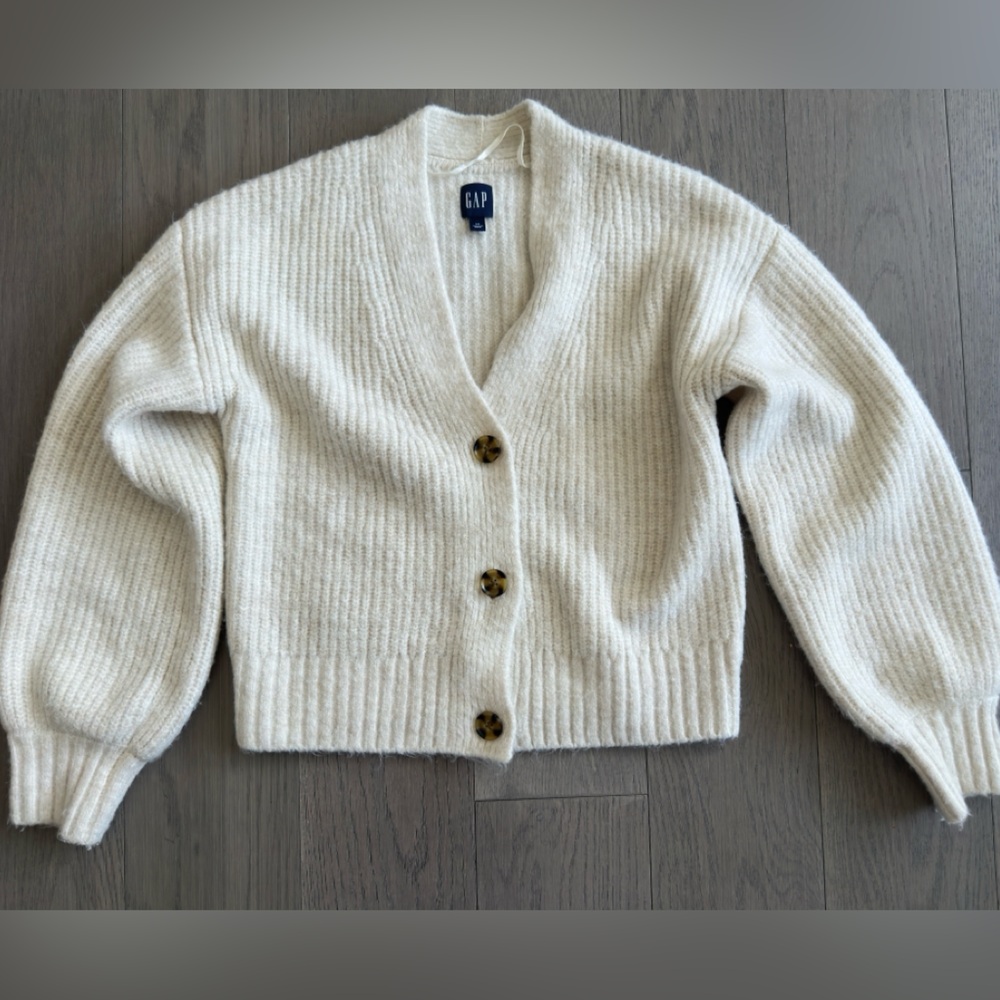 GAP Cream Cozy Button-Front Cardigan